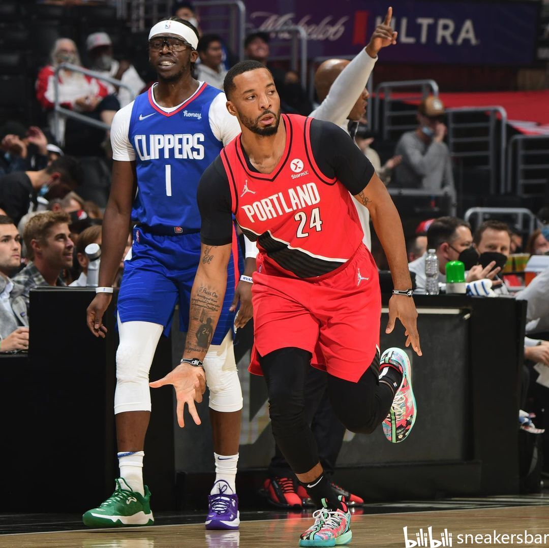 不屈的拼搏 不屈的拼搏